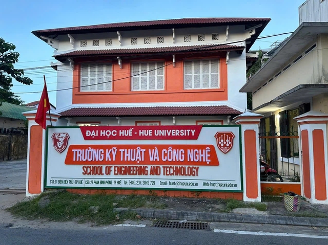 Đại học Huế bổ nhiệm hiệu trưởng trường mới đào tạo kỹ thuật và công nghệ - Ảnh 2.