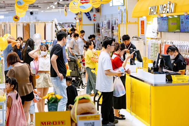 Cửa hàng Flagship đầu tiên rộng hơn 800 m² của MR.D.I.Y. ra mắt- Ảnh 4.