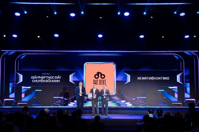 Dat Bike đoạt giải ‘Giải pháp thúc đẩy chuyển đổi xanh’ tại Better Choice Awards - Ảnh 1.