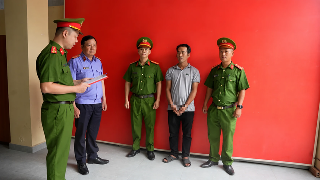 Công an TP.HCM khởi tố 12 người trong đường dây trộm, tiêu thụ 2.700 con mèo- Ảnh 1.