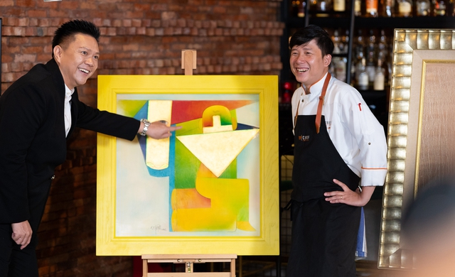 Chef Khắc Linh gây 'choáng' với bức 'Mục đồng chăn trâu' của Thành Chương bằng...ẩm thực - Ảnh 2.