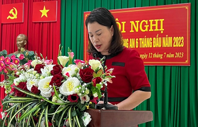 Bà Nguyễn Thị Giang Hương, cựu Chủ tịch UBND H.Nhơn Trạch (Đồng Nai cũ) bị khởi tố - Ảnh 1.