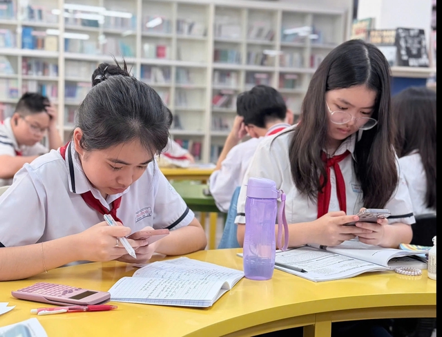 TP.HCM: Tuyển giáo viên môn còn thiếu, tăng tư vấn chọn môn vào lớp 10 - Ảnh 1.