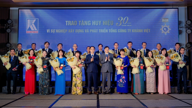Khatoco tôn vinh, tri ân người lao động nhân kỷ niệm 43 năm ngày thành lập- Ảnh 6.