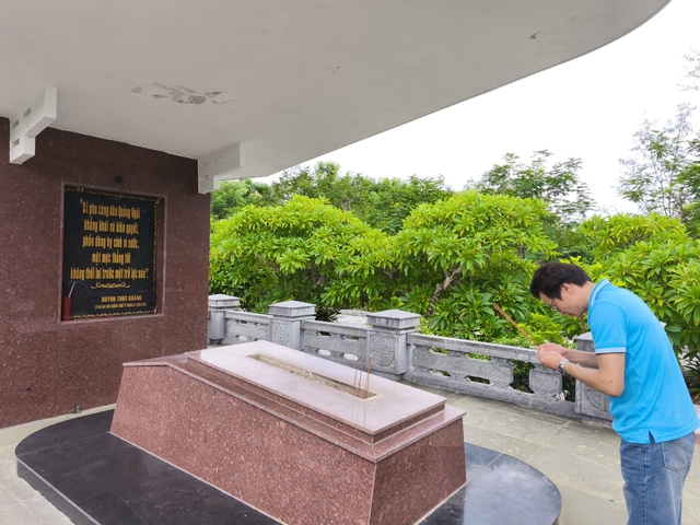 Kỷ vật kể chuyện cụ Huỳnh: Niềm tự hào được nhang khói cho cụ Huỳnh- Ảnh 7.