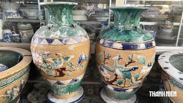 Hai vợ chồng trẻ cùng đam mê, siêu tầm hơn 10.000 món đồ gốm Nam bộ - Ảnh 13.