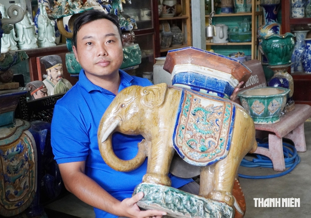 Hai vợ chồng trẻ cùng đam mê, siêu tầm hơn 10.000 món đồ gốm Nam bộ - Ảnh 5.