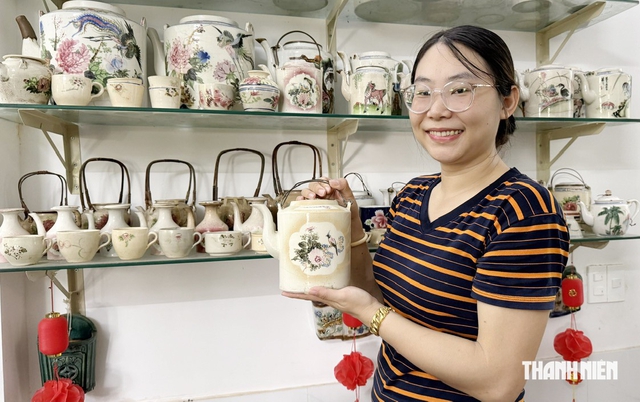 Hai vợ chồng trẻ cùng đam mê, siêu tầm hơn 10.000 món đồ gốm Nam bộ - Ảnh 2.