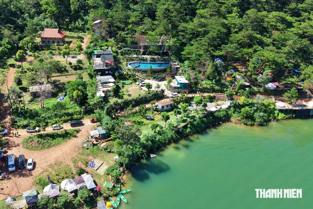 Villa, homestay mọc như nấm trong rừng phòng hộ: 2 chủ đất bị khởi tố - Ảnh 2.