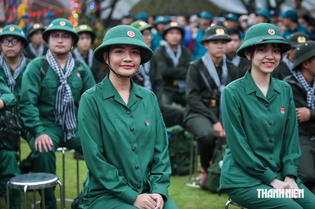 Giấy xác nhận khóa học khác nhau, sinh viên đại học có được tạm hoãn nhập ngũ? - Ảnh 1.