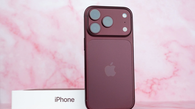 Vừa mua iPhone 18 mới, hãy vào mục Pin kiểm tra ngay 3 thông số này - Ảnh 1.