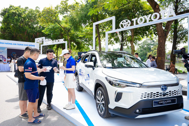 Chính sách hỗ trợ tạo động lực mua sắm ô tô cuối năm - Ảnh 2.