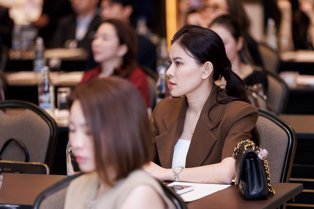 BS Thái Như Ngọc chia sẻ phương pháp trẻ hóa qua trường hợp DV Lâm Vỹ Dạ- Ảnh 3.