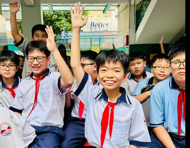 TP.HCM: Kh&ocirc;ng để khả năng đ&oacute;ng ph&iacute; hạn chế cơ hội học tập của học sinh- Ảnh 1.