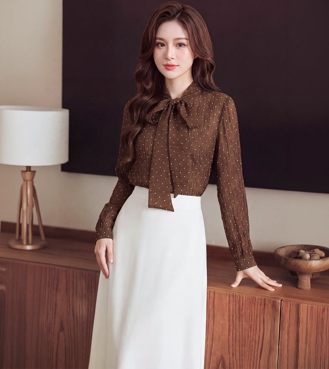 Sắc n&acirc;u trầm sang trọng dẫn đầu xu hướng m&ugrave;a lạnh- Ảnh 6.