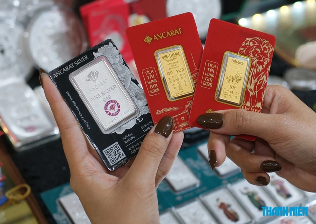 Giá vàng bật tăng sau nhiều ngày bất động - Ảnh 1.