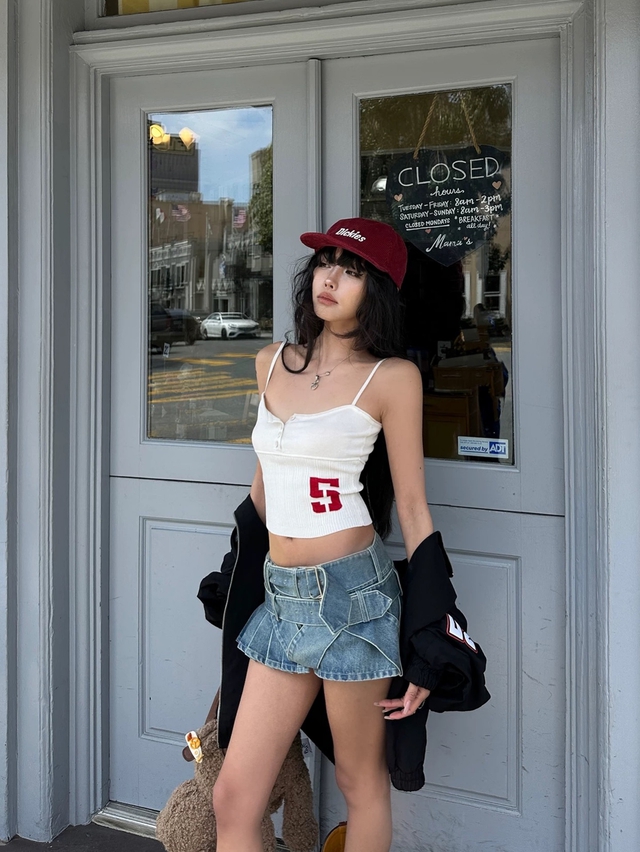Thổi làn gió quyến rũ vào sắc đỏ burgundy- Ảnh 6.
