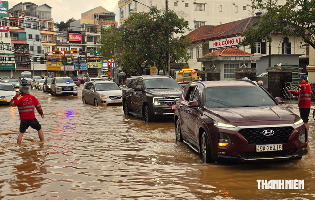 Vì sao Đà Lạt mưa lớn ngập nhanh, nước cũng rút nhanh?- Ảnh 4.