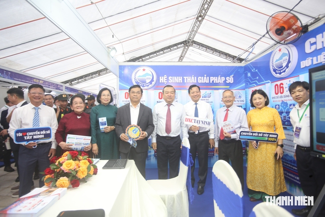 Tây Ninh chuyển đổi số không phải 'tin học hóa' quy trình cũ- Ảnh 2.