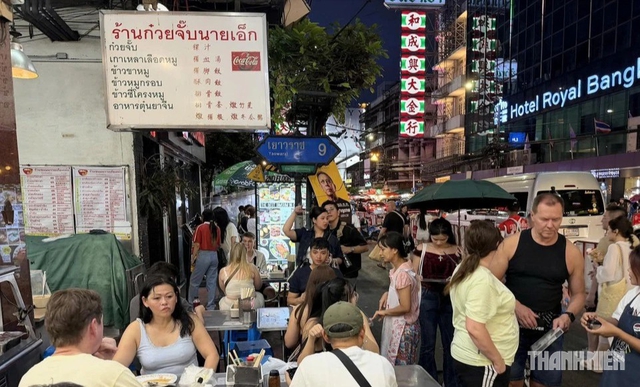 Khách Việt đi Thái chuẩn bị phải trả tiền thuế du lịch - Ảnh 1.