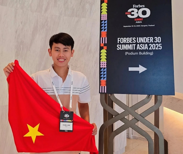 Qu&aacute; khứ thất nghiệp, l&agrave;m c&ocirc;ng nh&acirc;n v&agrave; b&iacute; mật của youtuber kh&ocirc;ng học Đại học - Ảnh 4.