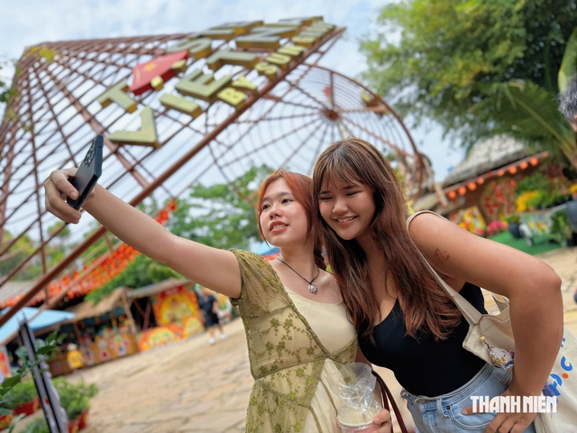 Kh&aacute;ch sạn ở H&agrave; Nội, TP.HCM tăng đặt ph&ograve;ng hơn 600% nhờ concert- Ảnh 2.