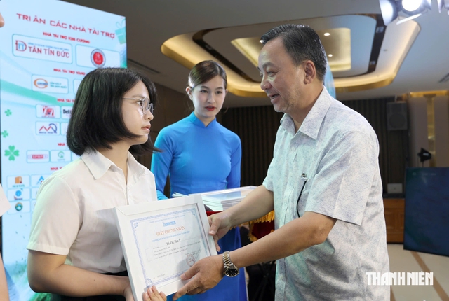Chắp cánh ước mơ cho tân sinh viên - Ảnh 4.