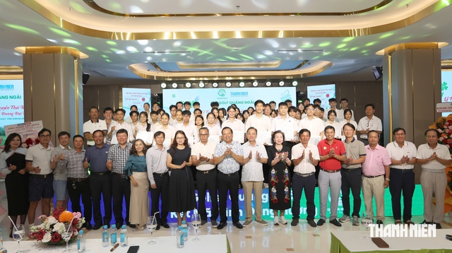 Chắp cánh ước mơ cho tân sinh viên Quảng Ngãi - Ảnh 9.