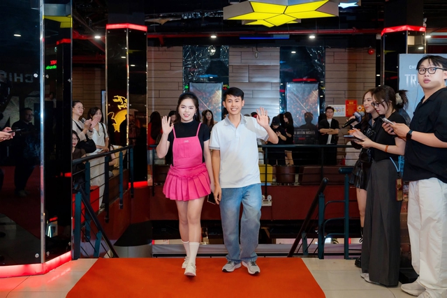 Qu&aacute; khứ thất nghiệp, l&agrave;m c&ocirc;ng nh&acirc;n v&agrave; b&iacute; mật của youtuber kh&ocirc;ng học Đại học - Ảnh 3.
