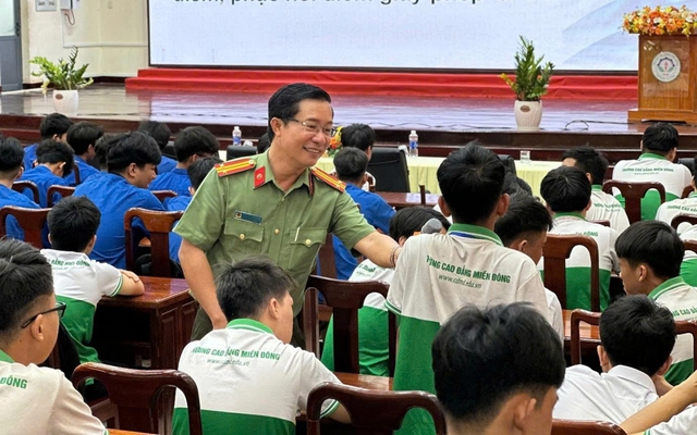 Giữ niềm tin trên không gian mạng- Ảnh 1.