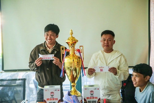 Hàng loạt sao phủi đình đám góp mặt tại giải Gia Lai Cup 2026
- Ảnh 1.