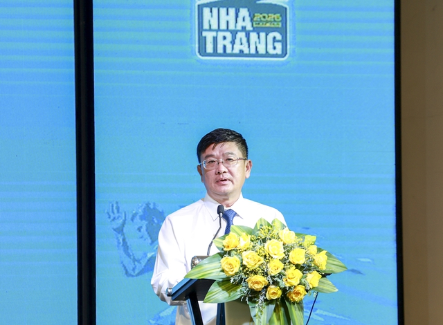 Nha Trang đón khoảng 5.000 vận động viên chạy đêm, lan tỏa tình yêu biển đảo- Ảnh 1.