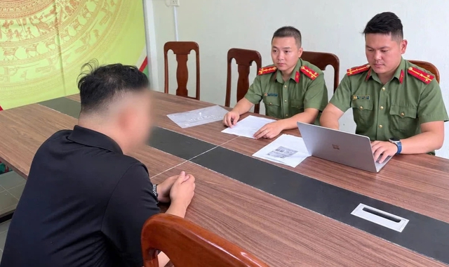 Vụ đại sứ du lịch 'lây bệnh cho 22 người': Xử phạt hành chính người đăng tin - Ảnh 1.
