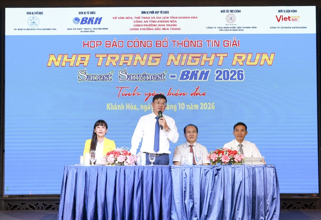 Nha Trang đón khoảng 5.000 vận động viên chạy đêm, lan tỏa tình yêu biển đảo- Ảnh 2.