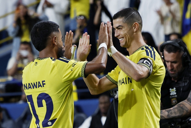 Động thái đặc biệt của Ronaldo sau pha ghi bàn giúp Al Nassr thắng đậm và tin đồn bị treo giò- Ảnh 2.