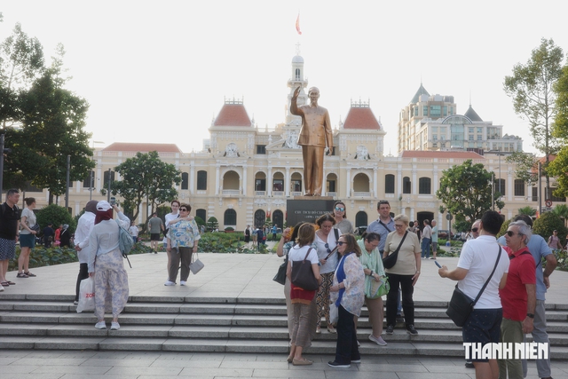 Du kh&aacute;ch thế giới 'm&ecirc;' Việt Nam- Ảnh 1.