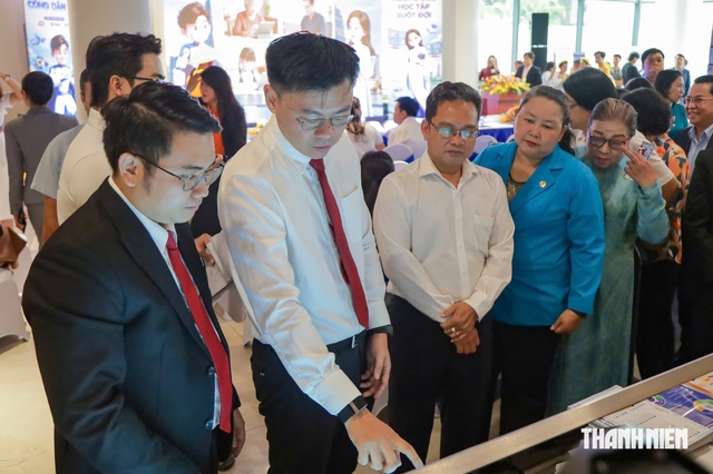 Ông Trương Minh Huy Vũ: Người dân cần chủ động trên môi trường số- Ảnh 2.