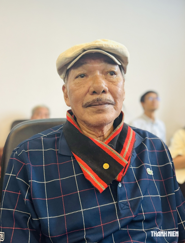 Trần Tiến, nhạc và đời: Nhớ Trường Sơn, tôi vào rừng mắc võng nằm khóc- Ảnh 3.