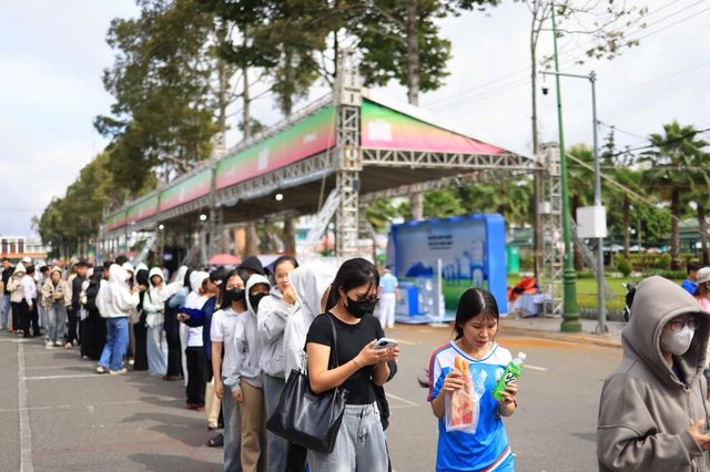 VPBank đất sen hồng Music Marathon 2026 lập kỷ lục, số lượng VĐV tăng gấp gần 5 lần- Ảnh 4.