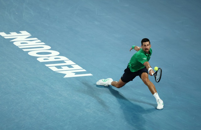 Chung kết &Uacute;c mở rộng 2026, Djokovic 1-0 Alcaraz: Nole đang g&acirc;y sốc tại Rod Laver Arena - Ảnh 3.