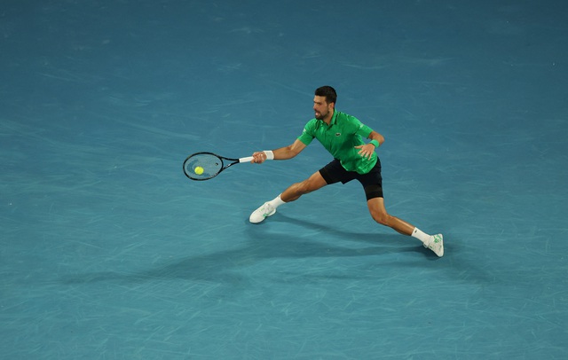 Chung kết &Uacute;c mở rộng 2026, Djokovic 1-0 Alcaraz: Nole đang g&acirc;y sốc tại Rod Laver Arena - Ảnh 2.