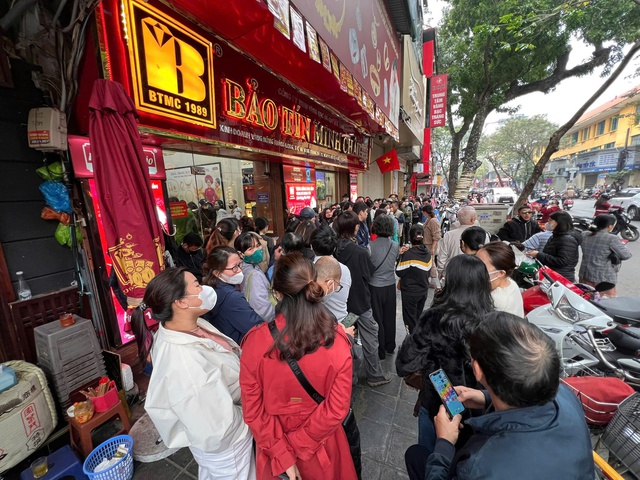  Thị trường v&agrave;ng: Cẩn trọng biến động kh&oacute; lường v&agrave; rủi ro ph&aacute;p l&yacute;- Ảnh 2.