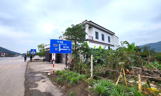 M&ograve;n mỏi chờ ng&agrave;y tho&aacute;t khỏi &ocirc; nhiễm - Ảnh 3.