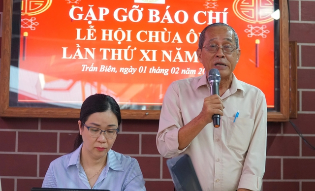 Phát lộc 10.000 tờ vé số cho bá tánh tại lễ hội chùa Ông năm 2026 - Ảnh 1.