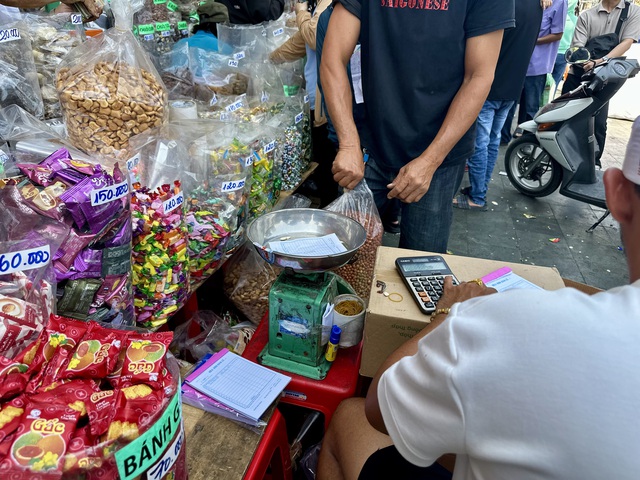 Cục Thuế hướng dẫn k&ecirc; khai, nộp thuế cho c&aacute; nh&acirc;n v&agrave; hộ kinh doanh- Ảnh 1.