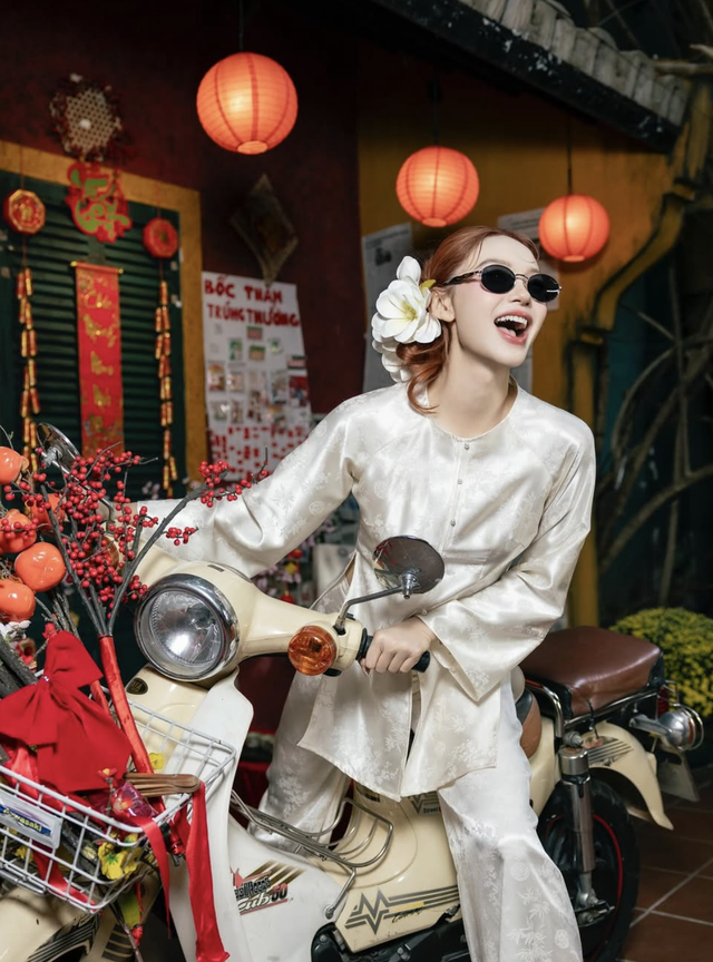 Diện đồ bà ba du xuân, giản dị tạo dấu ấn riêng- Ảnh 3.