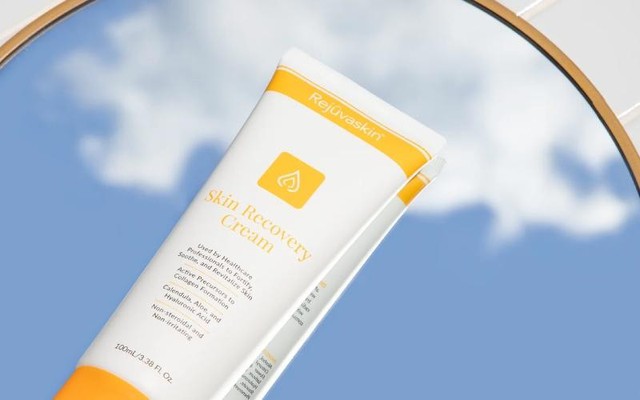 3 lỗi sai &lsquo;tưởng kh&ocirc;ng hại m&agrave; hại kh&ocirc;ng tưởng&rsquo; khiến da tụt dốc v&igrave; kh&ocirc; khốc - Ảnh 4.