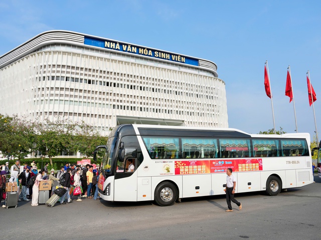 H&agrave;nh tr&igrave;nh b&ocirc;n ba nhường chỗ cho tết sum vầy- Ảnh 14.