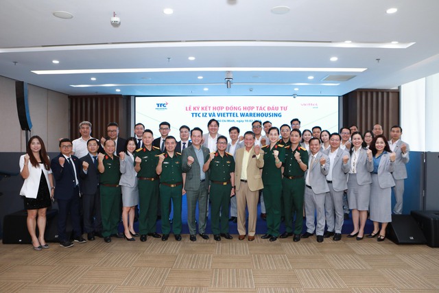 TTC IZ k&yacute; kết hợp đồng hợp t&aacute;c đầu tư với Viettel Warehousing- Ảnh 1.