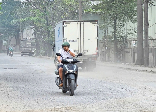 7 năm m&ograve;n mỏi đi nhờ đường xe container, cư d&acirc;n chung cư TP.HCM nhận tin vui - Ảnh 1.